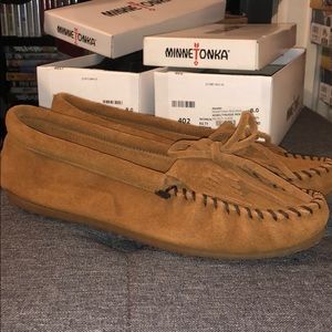 Minnetonka Brown moccasin